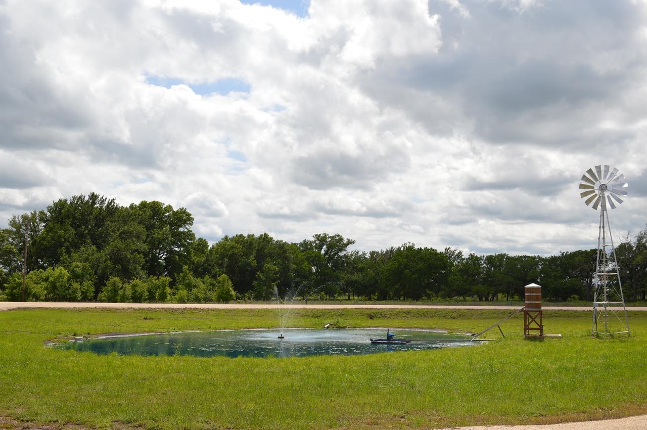 Vineyard Trail Cottages- Adults Only Fredericksburg Rom bilde
