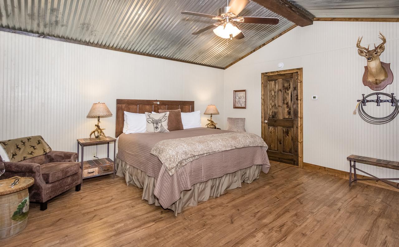 Vineyard Trail Cottages- Adults Only Fredericksburg Rom bilde