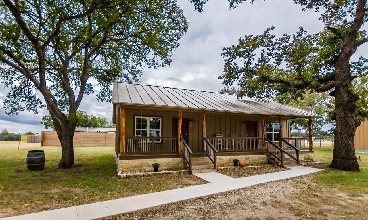 Vineyard Trail Cottages- Adults Only Fredericksburg Rom bilde