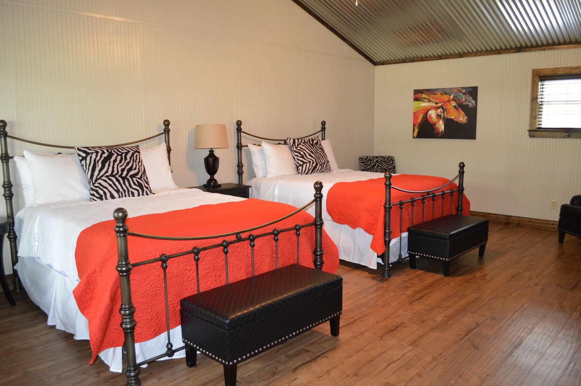 Vineyard Trail Cottages- Adults Only Fredericksburg Eksteriør bilde